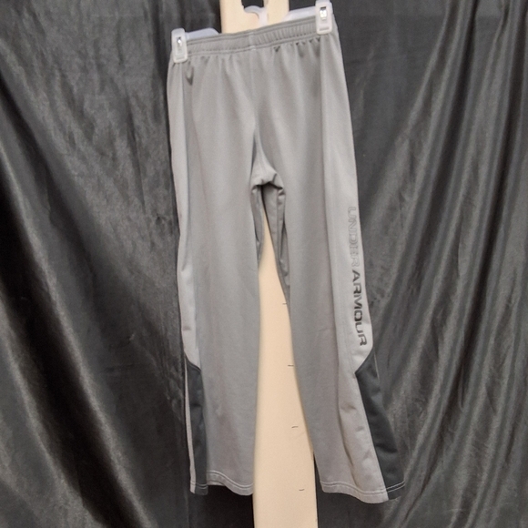 Under Armour Gray Sweatpants - Picture 10 of 13